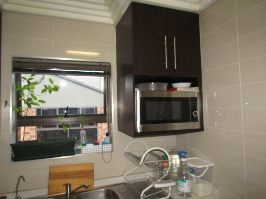 2 Bedroom Property for Sale in Ravenswood Gauteng