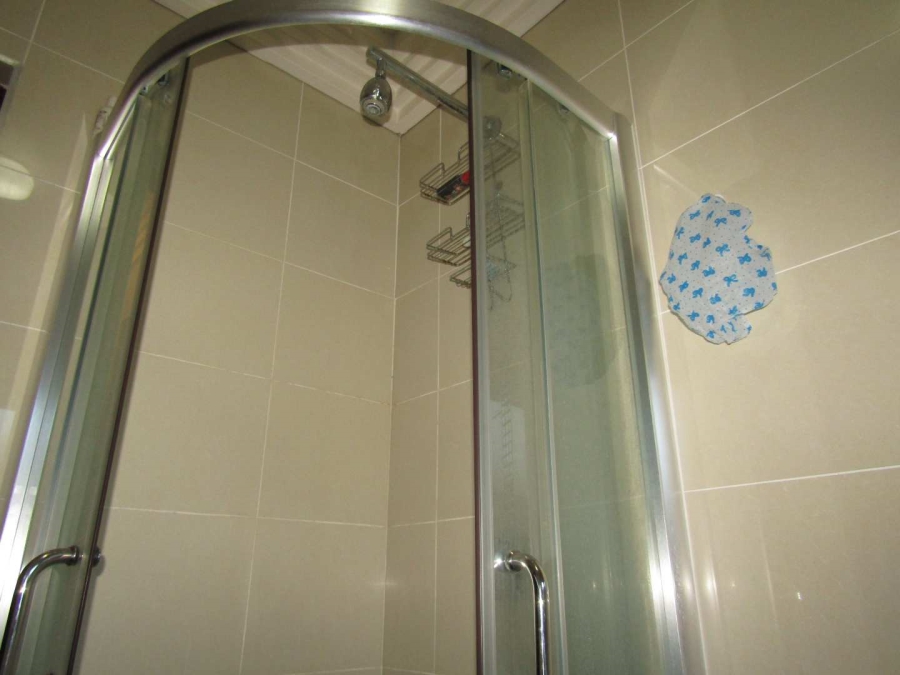 2 Bedroom Property for Sale in Ravenswood Gauteng