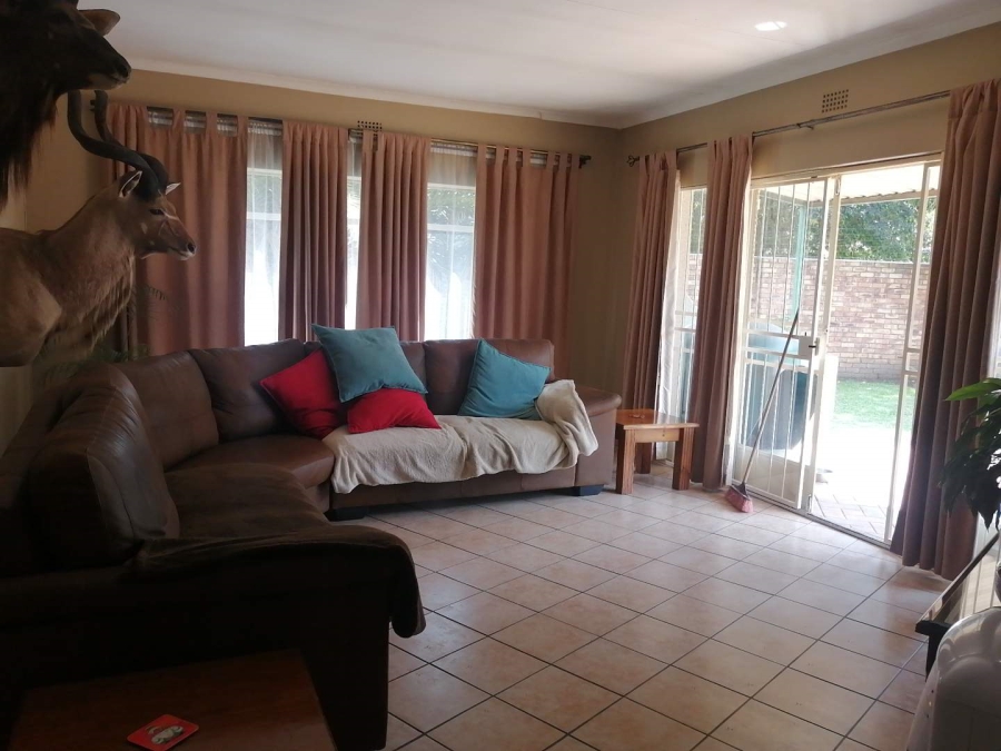 4 Bedroom Property for Sale in Elspark Gauteng