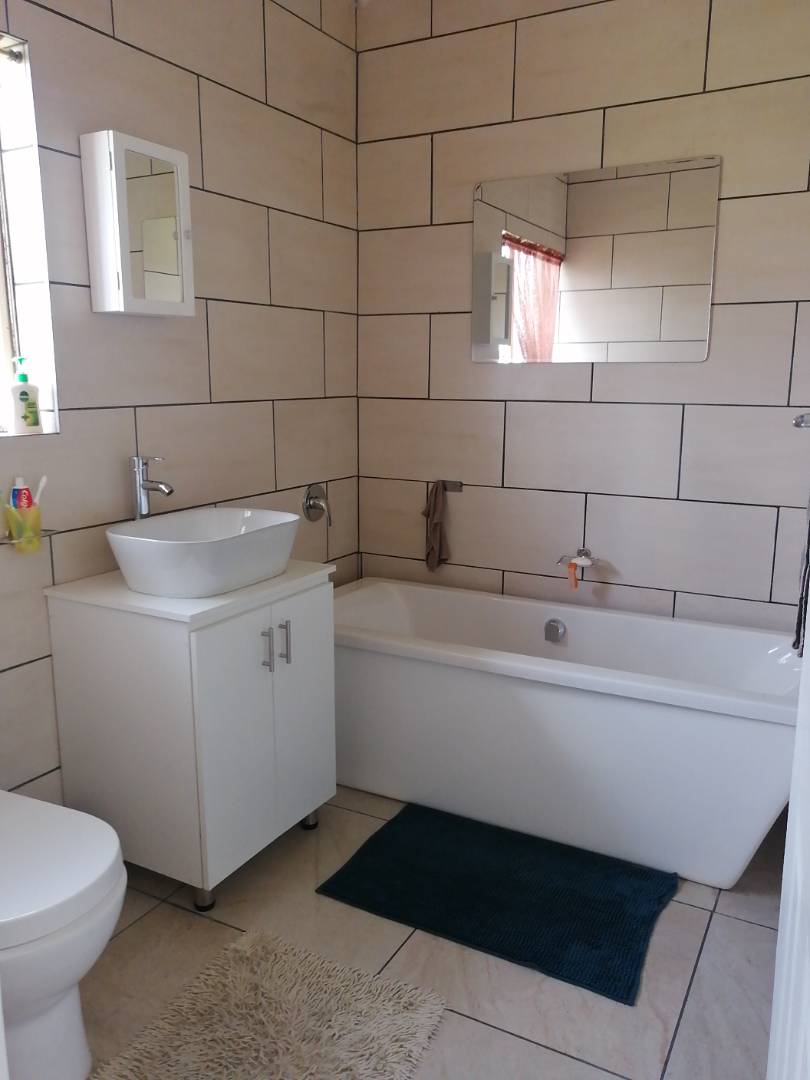 4 Bedroom Property for Sale in Elspark Gauteng