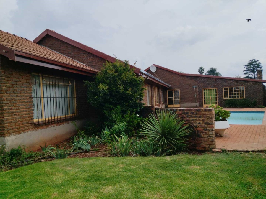 3 Bedroom Property for Sale in Eloff Gauteng