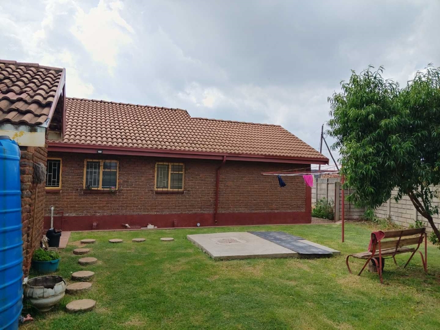 3 Bedroom Property for Sale in Eloff Gauteng