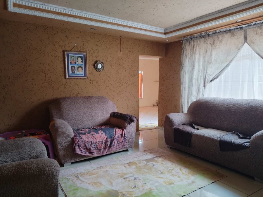 3 Bedroom Property for Sale in Eloff Gauteng