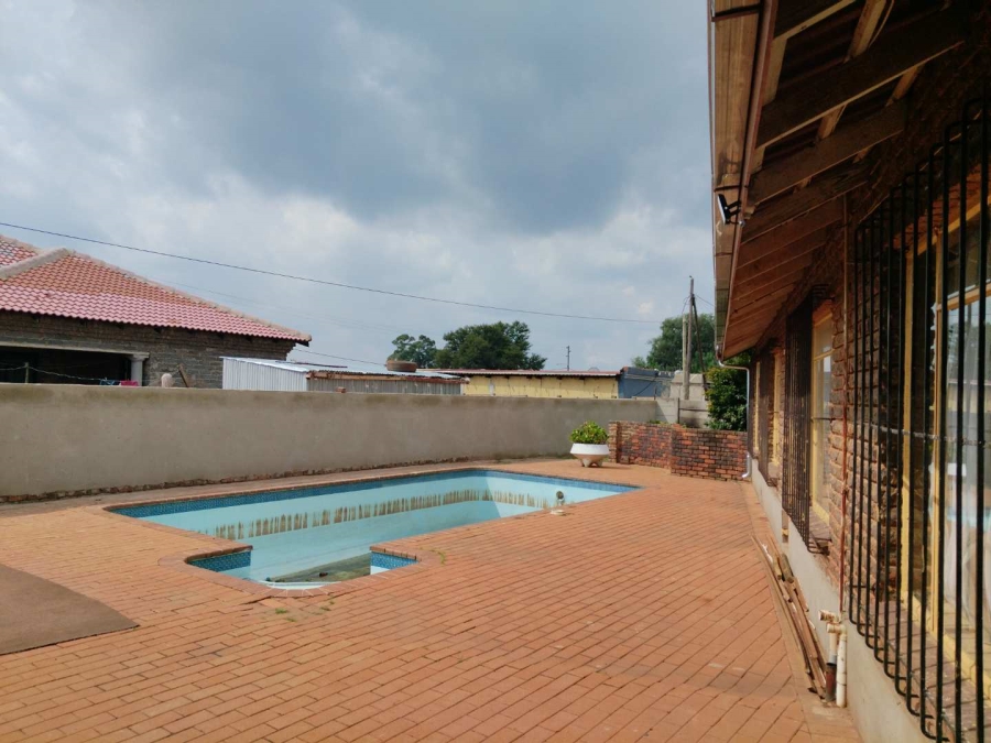 3 Bedroom Property for Sale in Eloff Gauteng