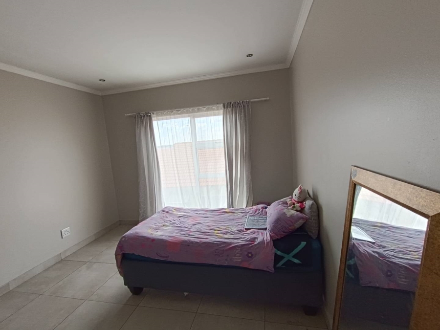 4 Bedroom Property for Sale in Rua Vista Gauteng