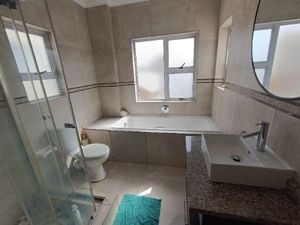 4 Bedroom Property for Sale in Rua Vista Gauteng