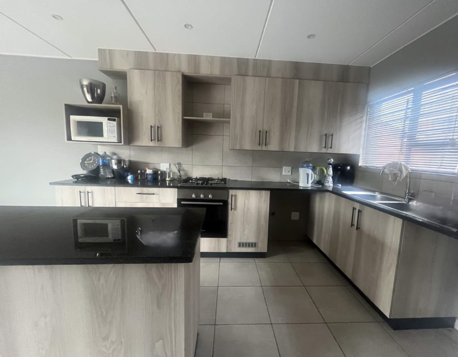 3 Bedroom Property for Sale in Ferndale Gauteng