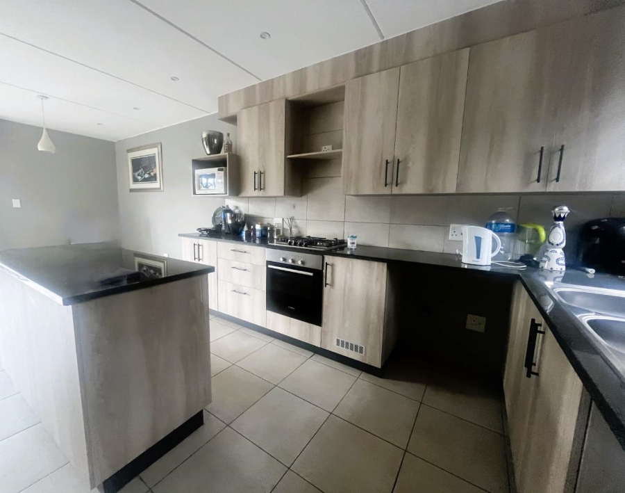 3 Bedroom Property for Sale in Ferndale Gauteng