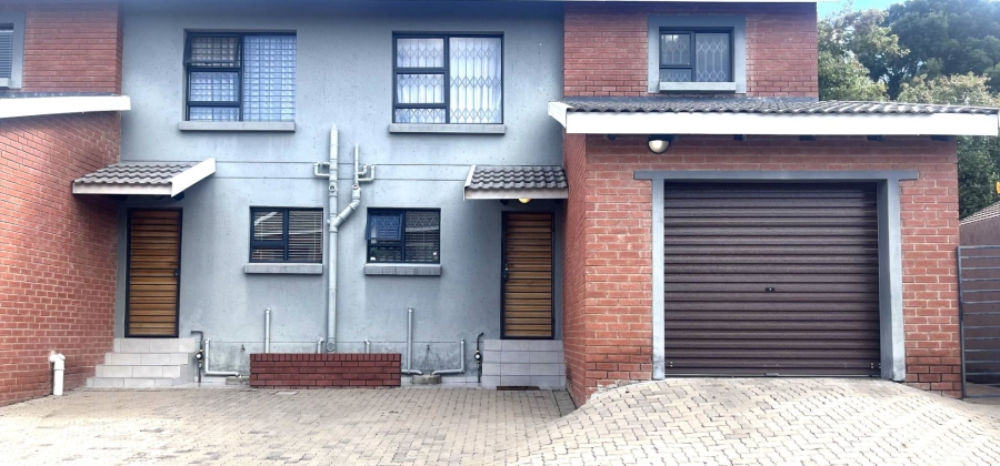 3 Bedroom Property for Sale in Ferndale Gauteng