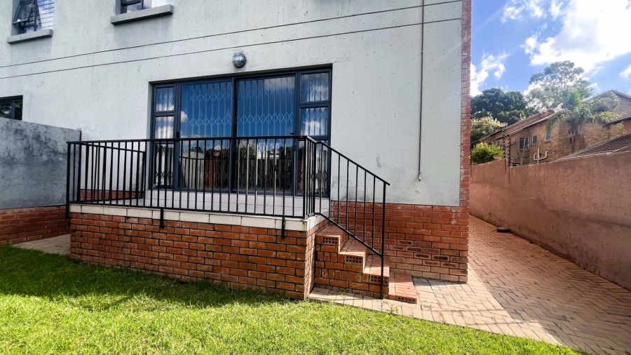 3 Bedroom Property for Sale in Ferndale Gauteng