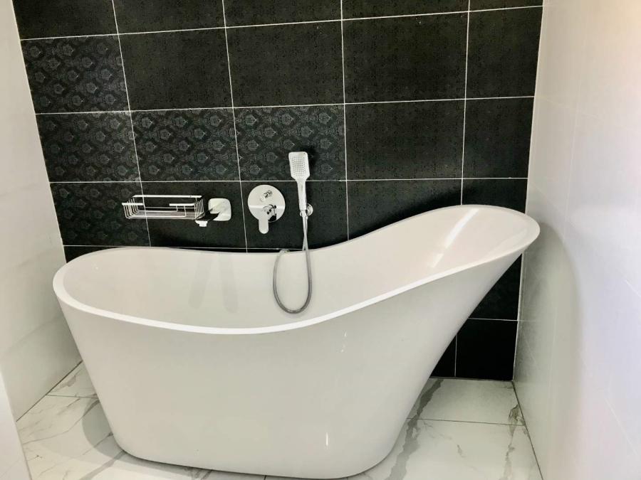 To Let 4 Bedroom Property for Rent in Fourways Gauteng