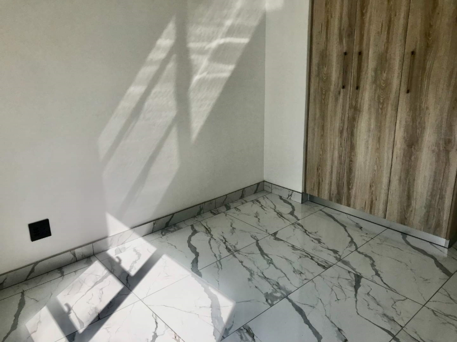 To Let 4 Bedroom Property for Rent in Fourways Gauteng