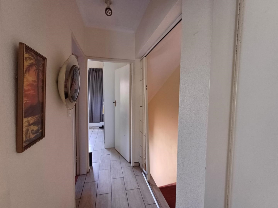 2 Bedroom Property for Sale in Sonneglans Gauteng