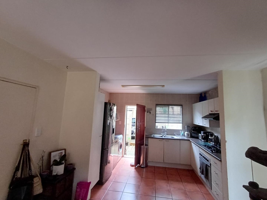 2 Bedroom Property for Sale in Sonneglans Gauteng