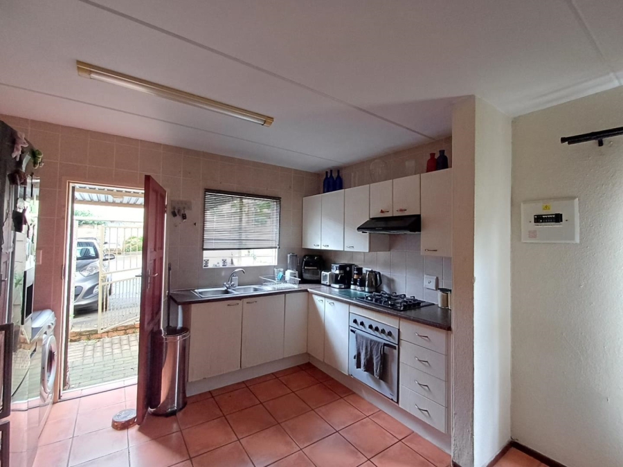 2 Bedroom Property for Sale in Sonneglans Gauteng