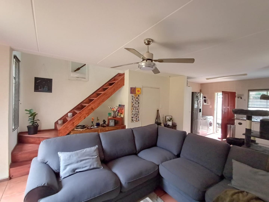 2 Bedroom Property for Sale in Sonneglans Gauteng
