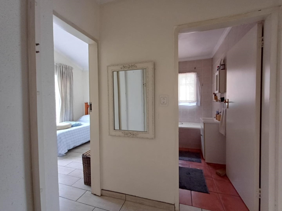 2 Bedroom Property for Sale in Sonneglans Gauteng