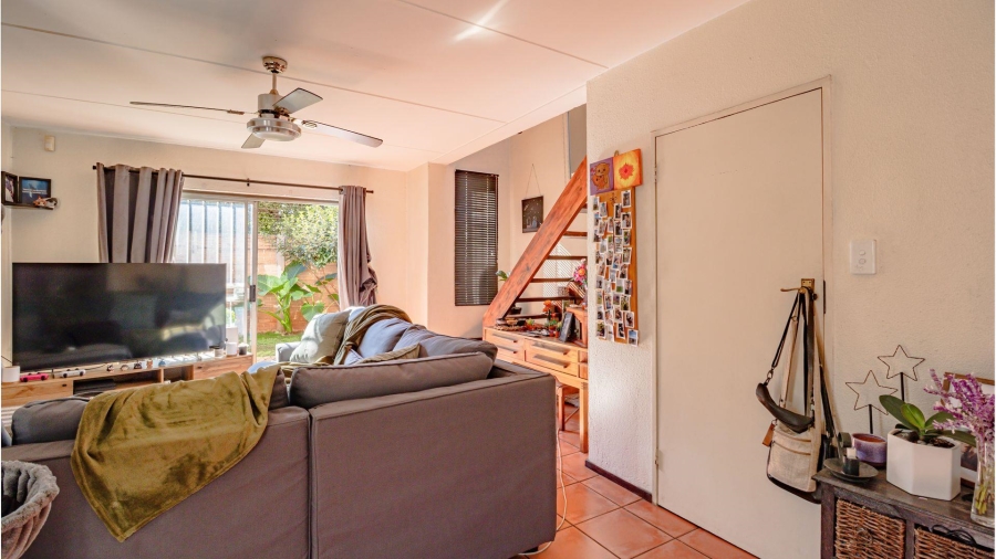 2 Bedroom Property for Sale in Bromhof Gauteng