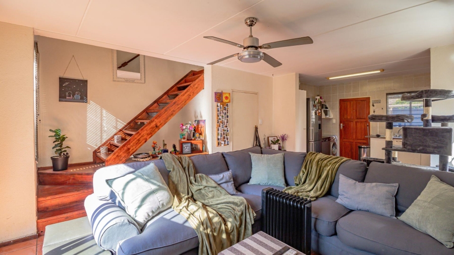 2 Bedroom Property for Sale in Bromhof Gauteng