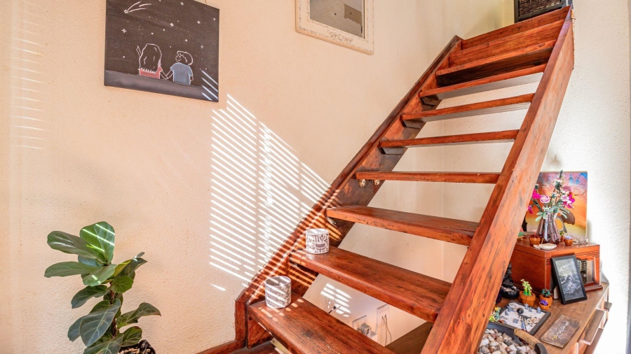 2 Bedroom Property for Sale in Bromhof Gauteng