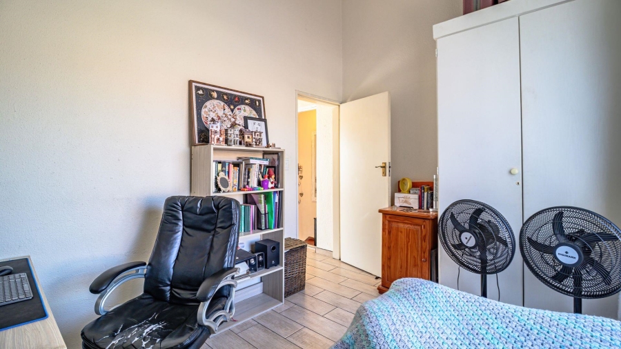 2 Bedroom Property for Sale in Bromhof Gauteng