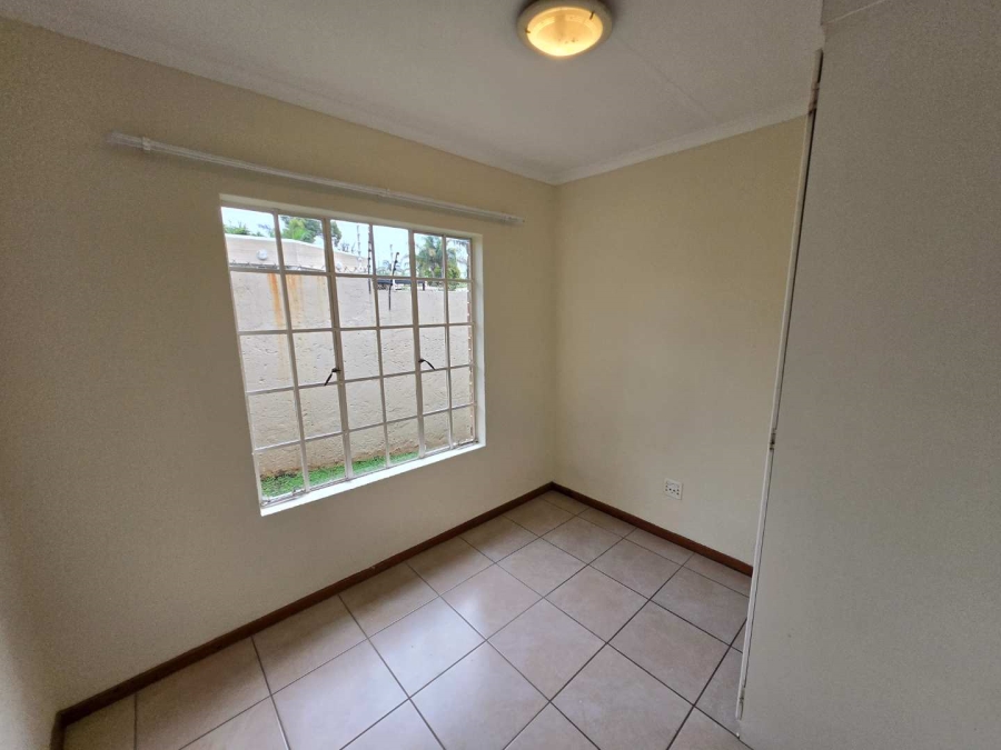 To Let 3 Bedroom Property for Rent in Bellairspark Gauteng