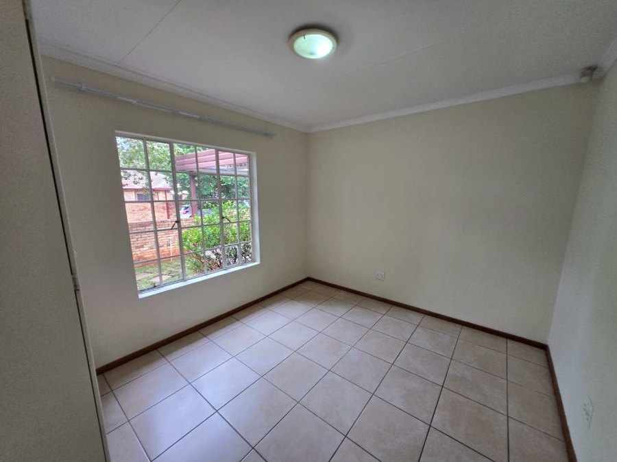 To Let 3 Bedroom Property for Rent in Bellairspark Gauteng