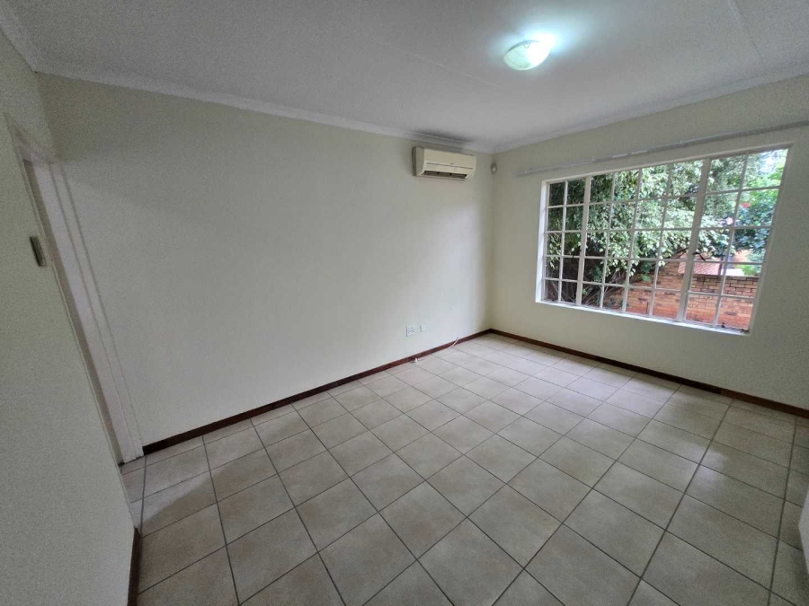 To Let 3 Bedroom Property for Rent in Bellairspark Gauteng