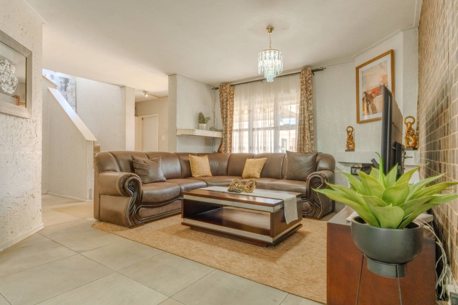 3 Bedroom Property for Sale in Parkmore Gauteng