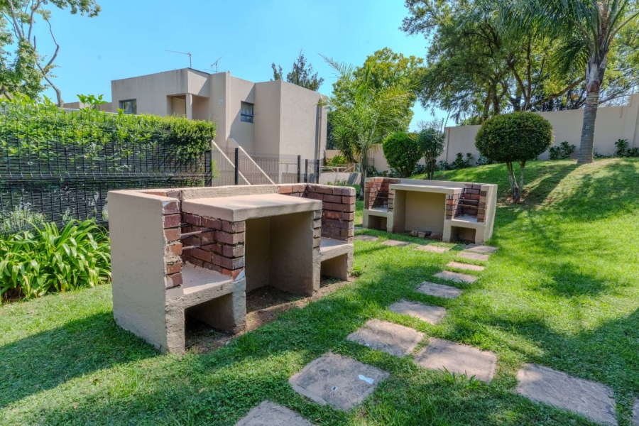 3 Bedroom Property for Sale in Parkmore Gauteng