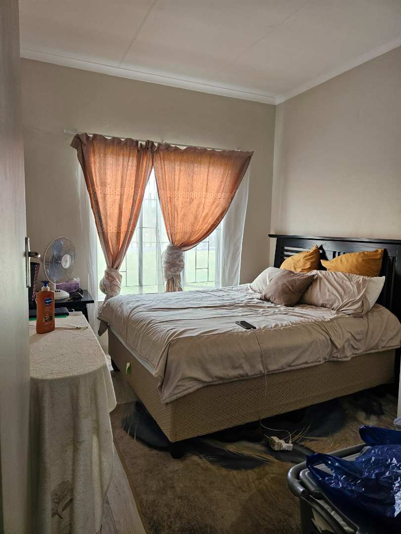 2 Bedroom Property for Sale in Eldorette Gauteng