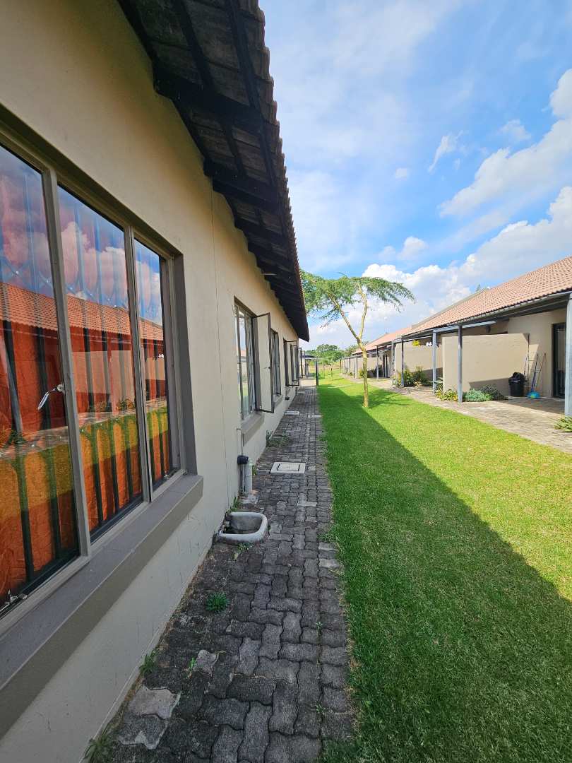 2 Bedroom Property for Sale in Eldorette Gauteng