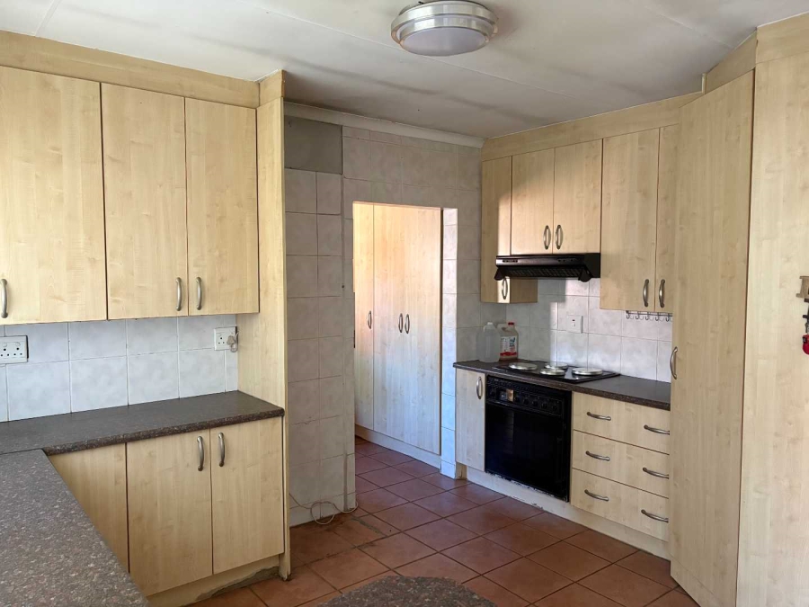 3 Bedroom Property for Sale in Wierdapark Gauteng