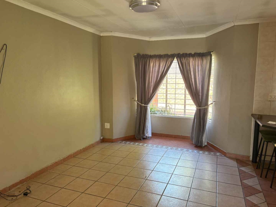 3 Bedroom Property for Sale in Wierdapark Gauteng