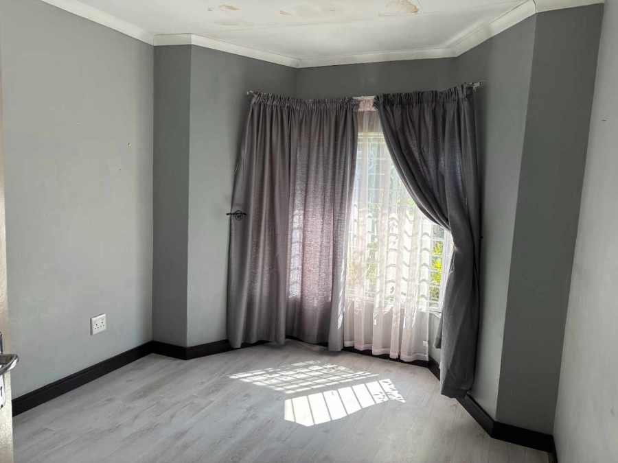 3 Bedroom Property for Sale in Wierdapark Gauteng