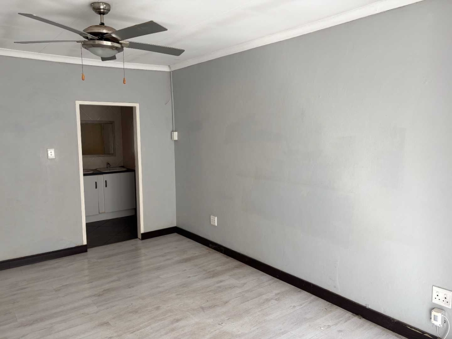 3 Bedroom Property for Sale in Wierdapark Gauteng