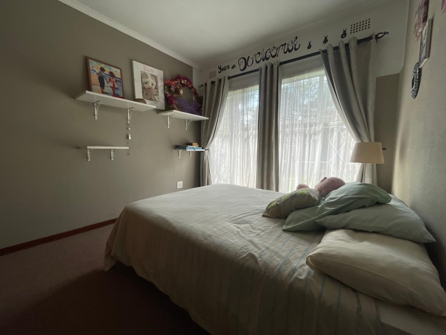 3 Bedroom Property for Sale in Glen Marais Gauteng