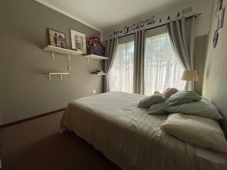 3 Bedroom Property for Sale in Glen Marais Gauteng