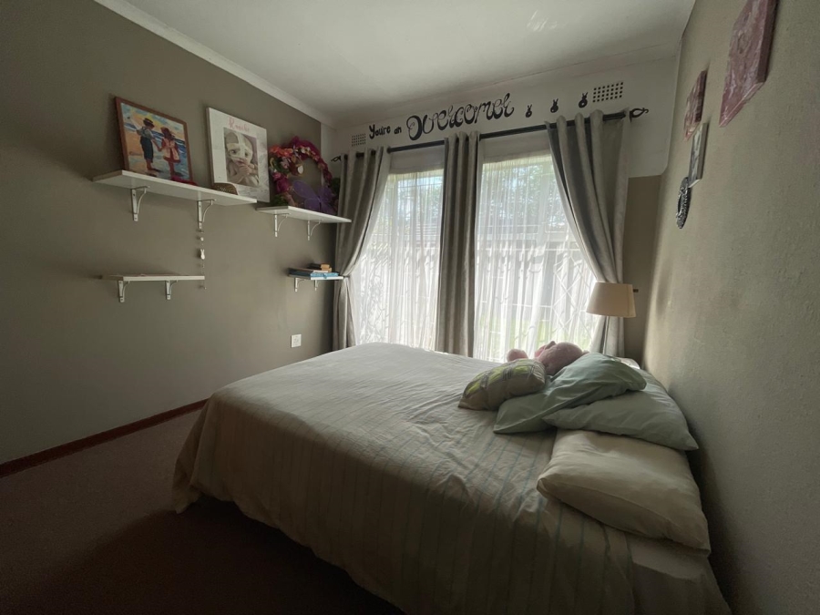 3 Bedroom Property for Sale in Glen Marais Gauteng