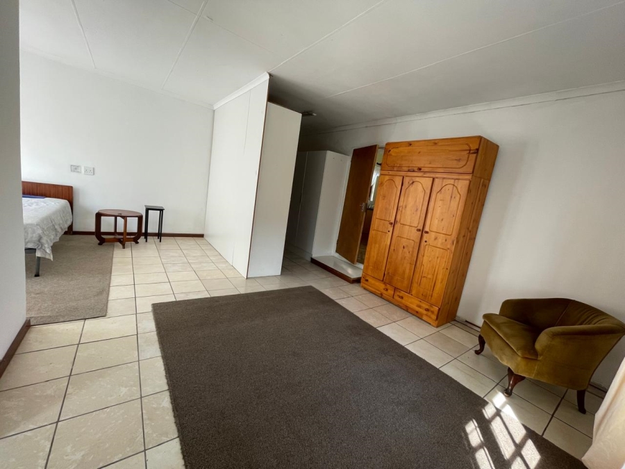 3 Bedroom Property for Sale in Glen Marais Gauteng