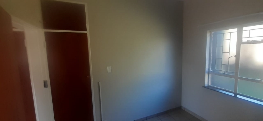 To Let 2 Bedroom Property for Rent in Groenkloof Gauteng