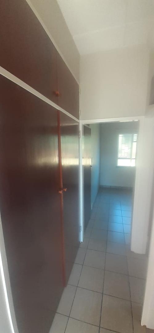 To Let 2 Bedroom Property for Rent in Groenkloof Gauteng