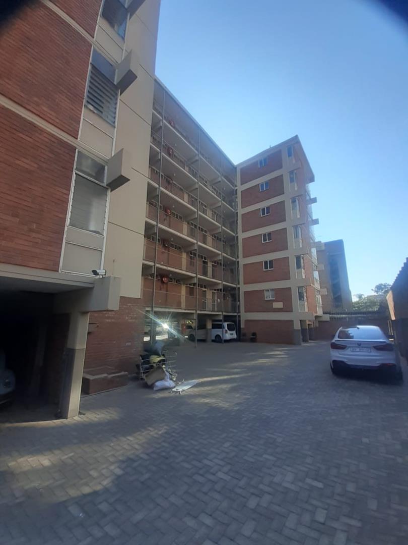 To Let 1 Bedroom Property for Rent in Sunnyside Gauteng