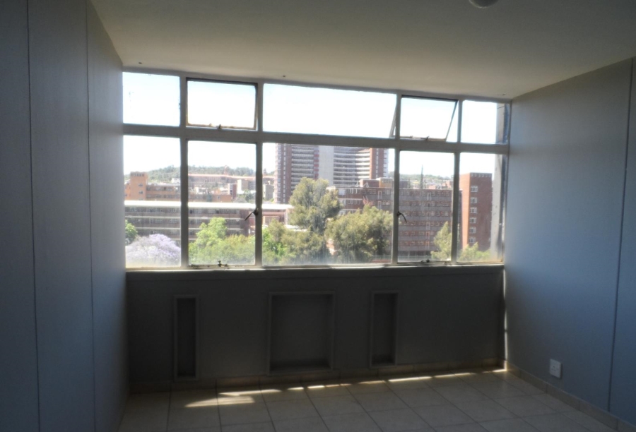 To Let 1 Bedroom Property for Rent in Sunnyside Gauteng