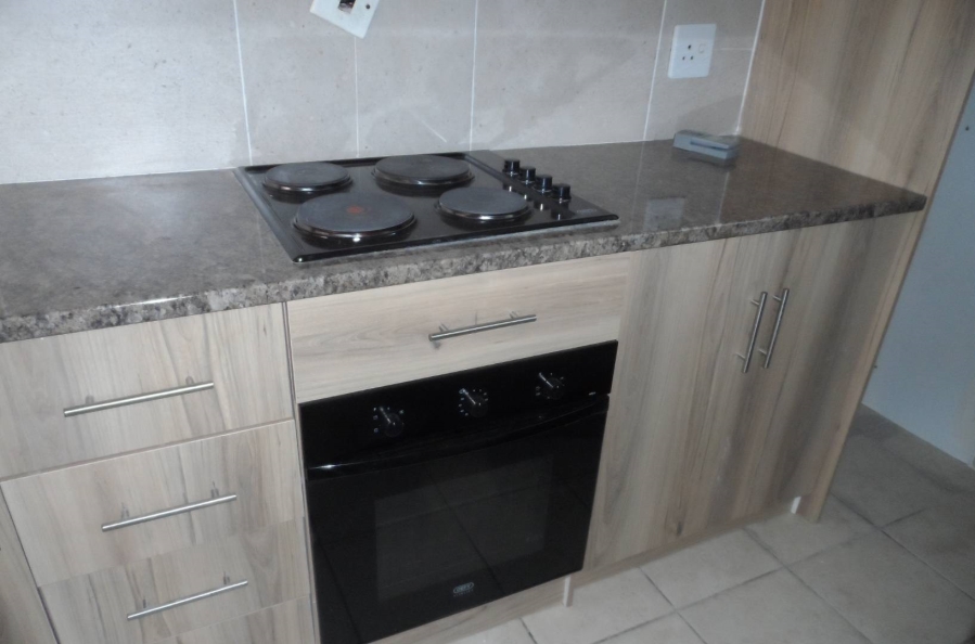 To Let 1 Bedroom Property for Rent in Sunnyside Gauteng