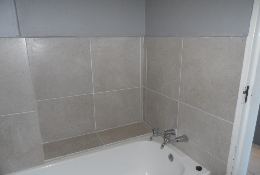 To Let 1 Bedroom Property for Rent in Sunnyside Gauteng