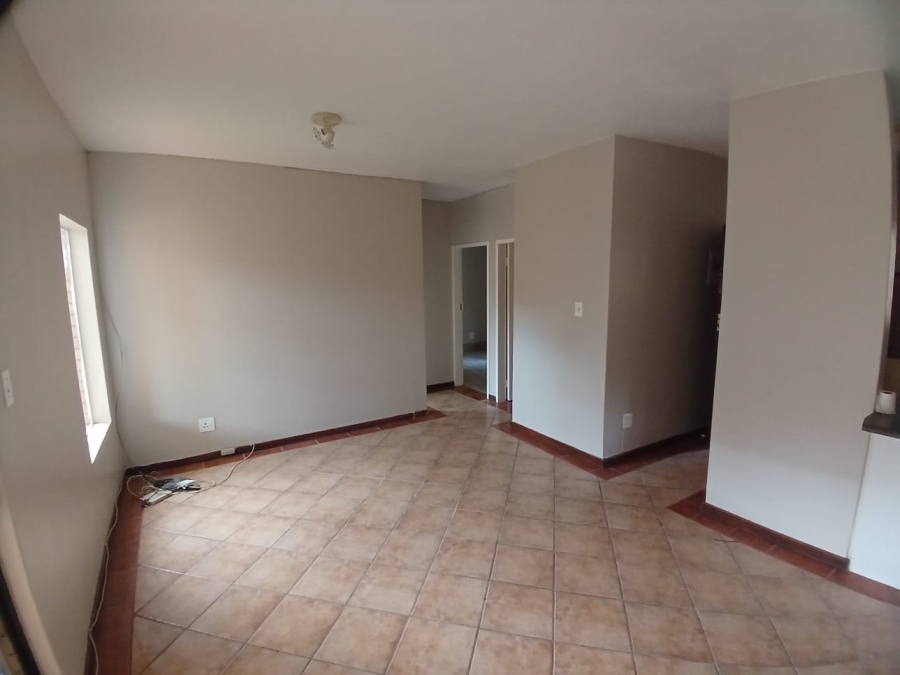 To Let 2 Bedroom Property for Rent in Faerie Glen Gauteng