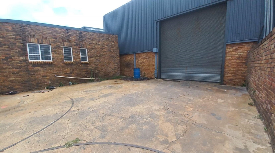 To Let Commercial Property for Rent in Jet Park Gauteng