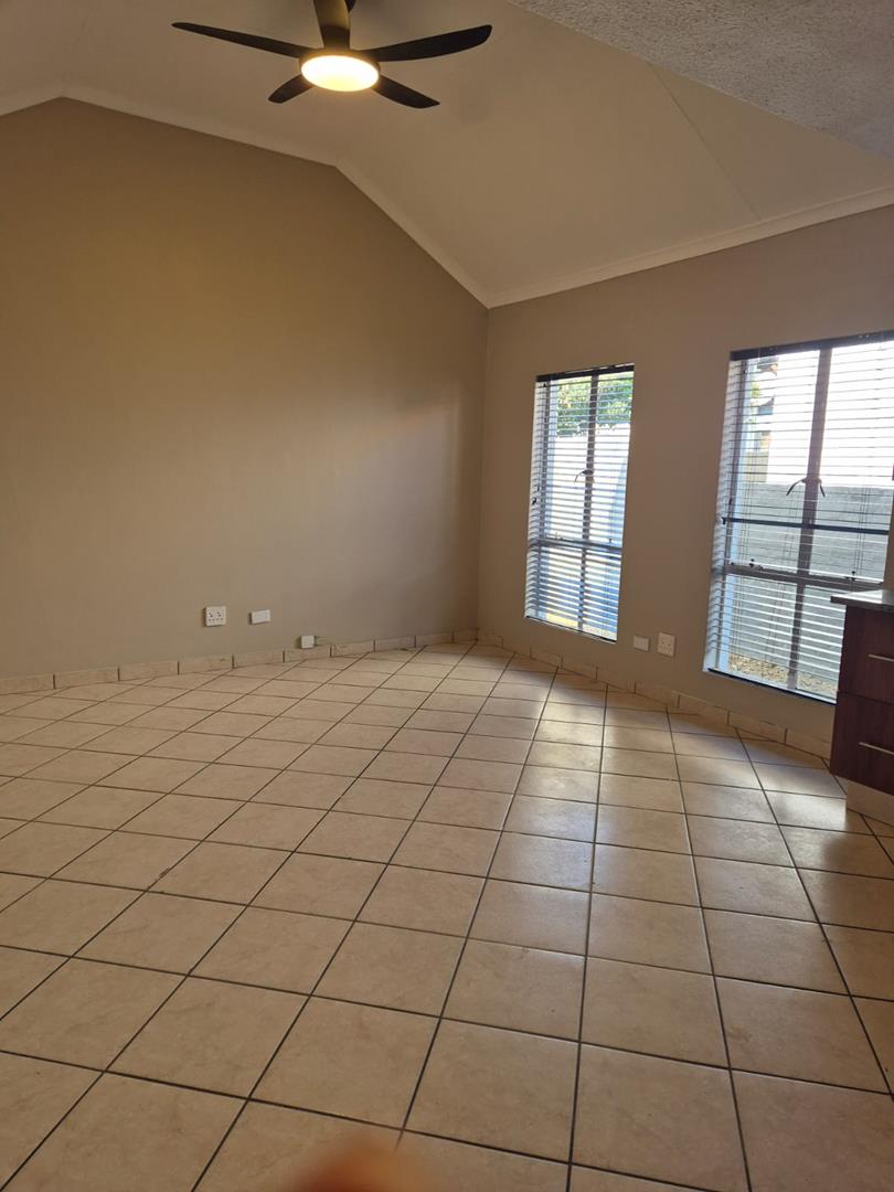 3 Bedroom Property for Sale in Boardwalk Gauteng