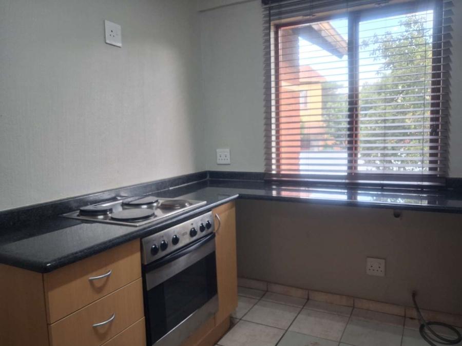 2 Bedroom Property for Sale in Willowbrook Gauteng